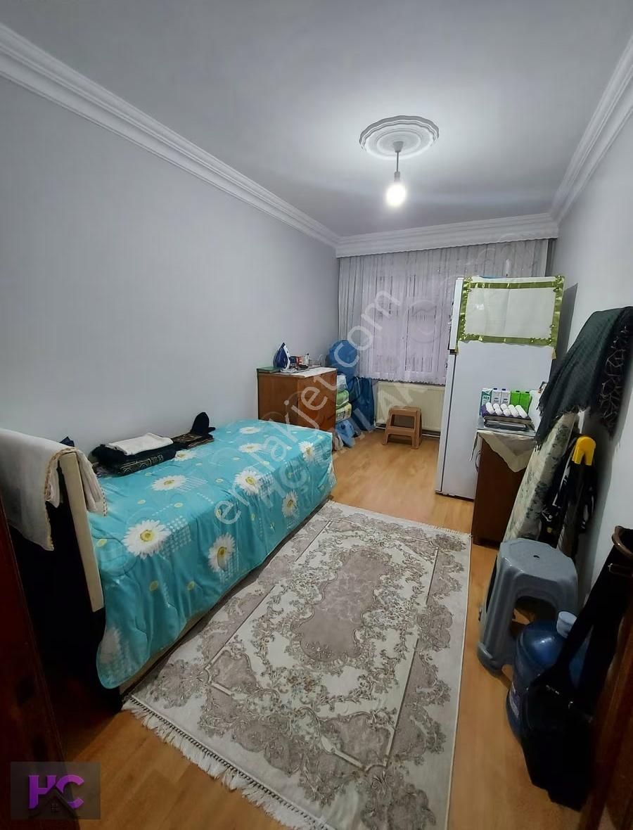 Karadeniz Mahallesi'nde Satılık 3+1 Daire 100m² | Hç Emlak - Görsel 16