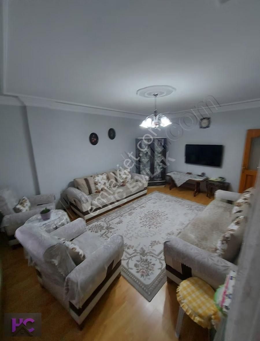 Karadeniz Mahallesi'nde Satılık 3+1 Daire 100m² | Hç Emlak - Görsel 24