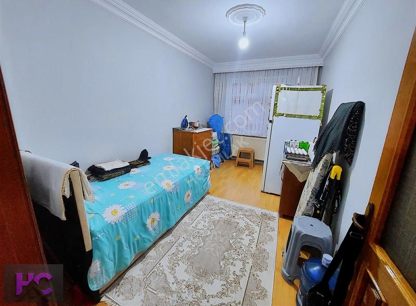 Karadeniz Mahallesi'nde Satılık 3+1 Daire 100m² | Hç Emlak - Görsel 10