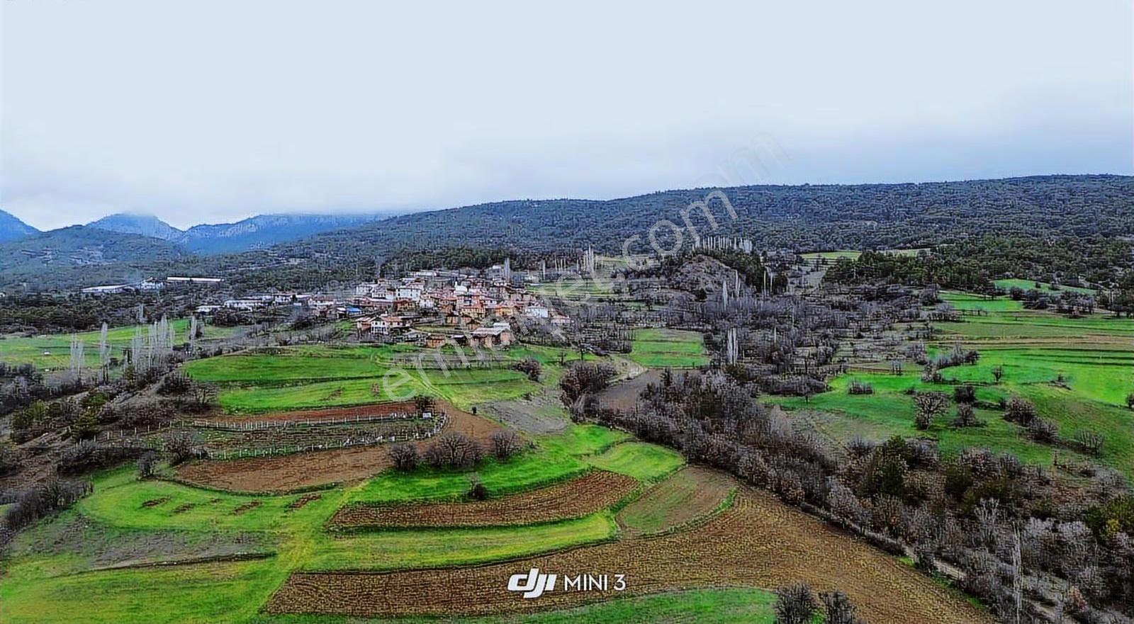 Göynük Dağşeyhleri Köyünde Köy Manzaralı 1329 M2 Satılık Arazi - Görsel 12