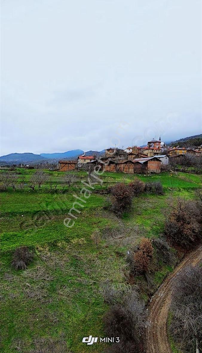 Göynük Dağşeyhleri Köyünde Köy Manzaralı 1329 M2 Satılık Arazi - Görsel 8