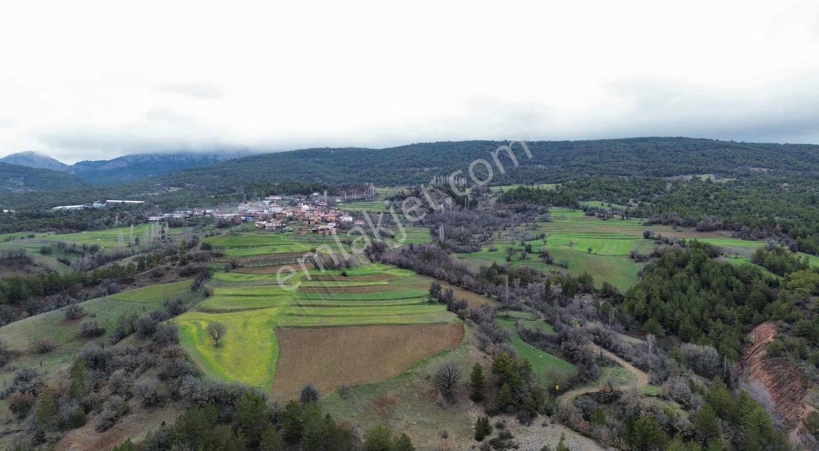 Göynük Dağşeyhleri Köyünde Köy Manzaralı 1329 M2 Satılık Arazi - Görsel 17