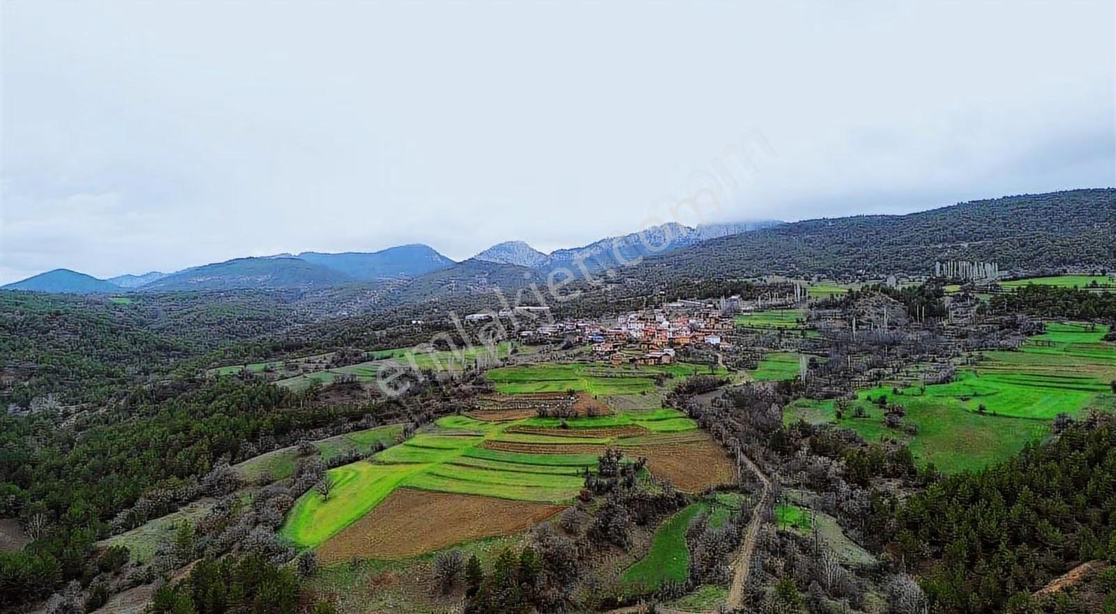 Göynük Dağşeyhleri Köyünde Köy Manzaralı 1329 M2 Satılık Arazi - Görsel 5