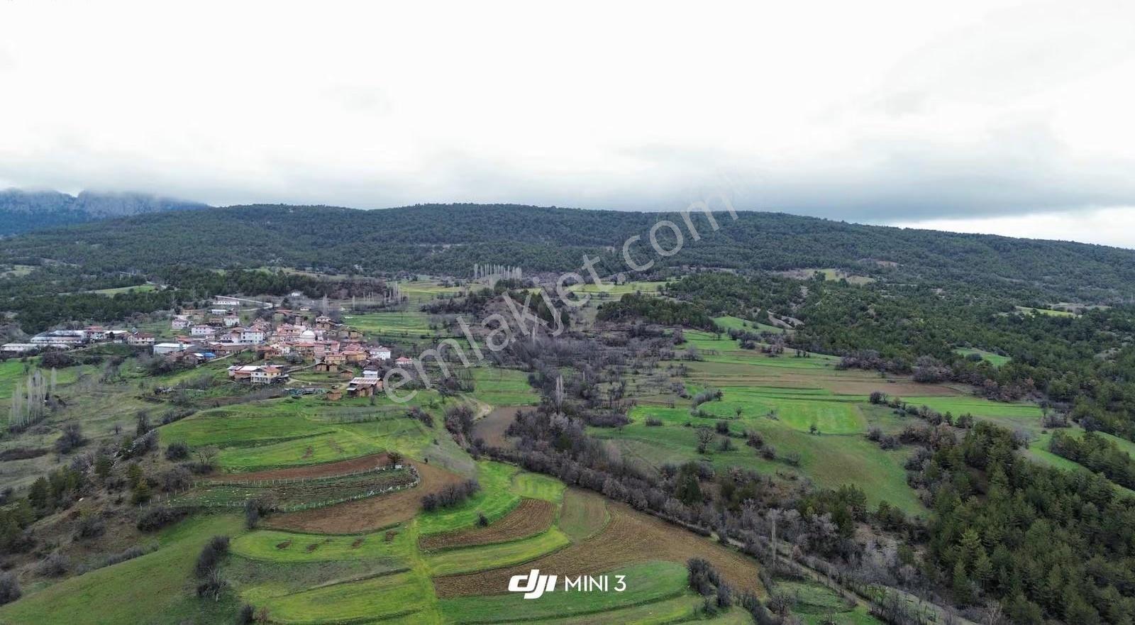 Göynük Dağşeyhleri Köyünde Köy Manzaralı 1329 M2 Satılık Arazi - Görsel 6