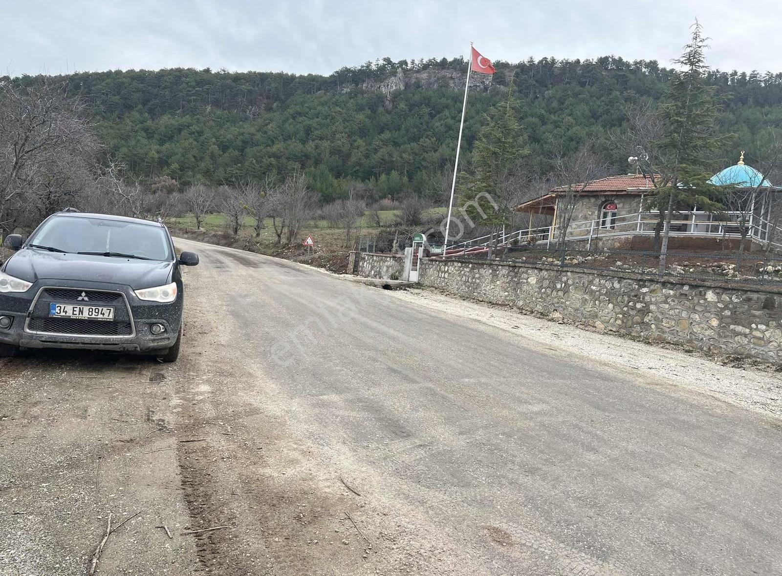 Göynük Dağşeyhleri Köyünde 1459 M2 Köy Manzaralı Satlık Arazi - Görsel 5
