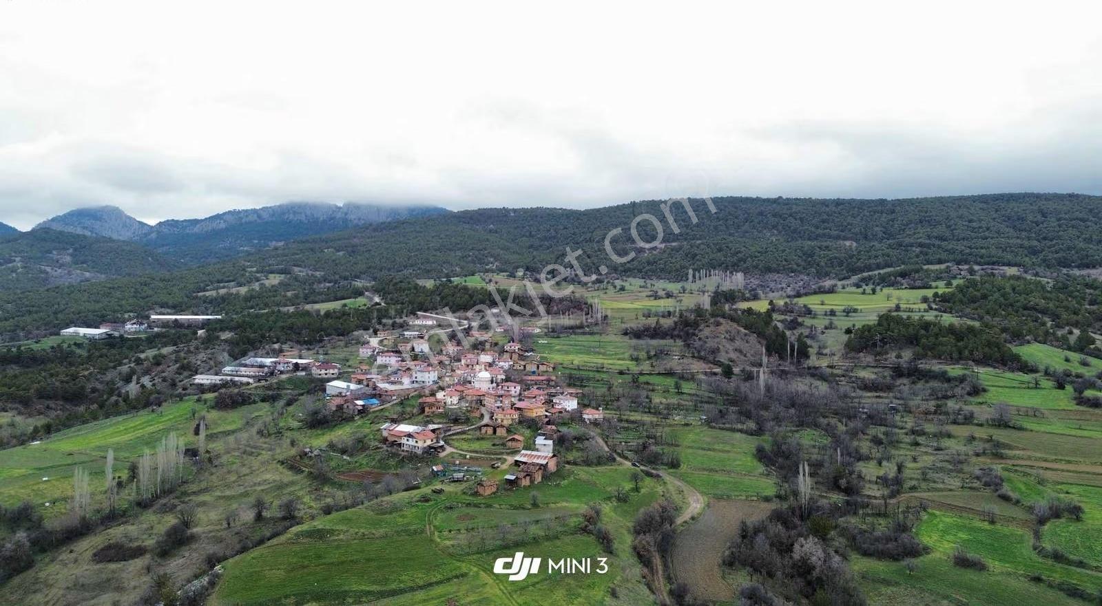 Göynük Dağşeyhleri Köyünde 920 M2 Köy Manzaralı Satılık Arazi