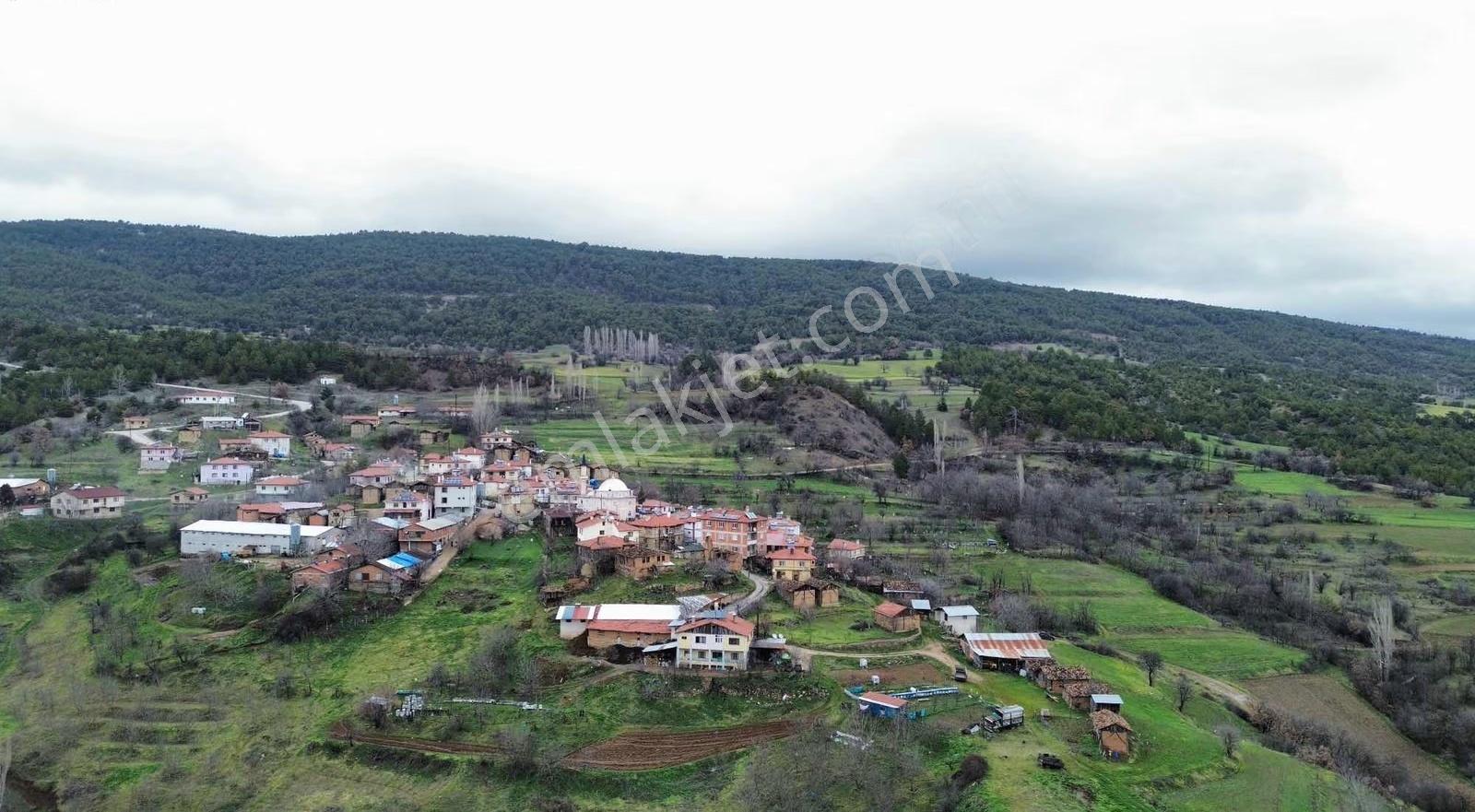 Göynük Dağşeyhleri Köyünde 1538m2 Tamamı Köy Manzaralı Arazi - Görsel 27