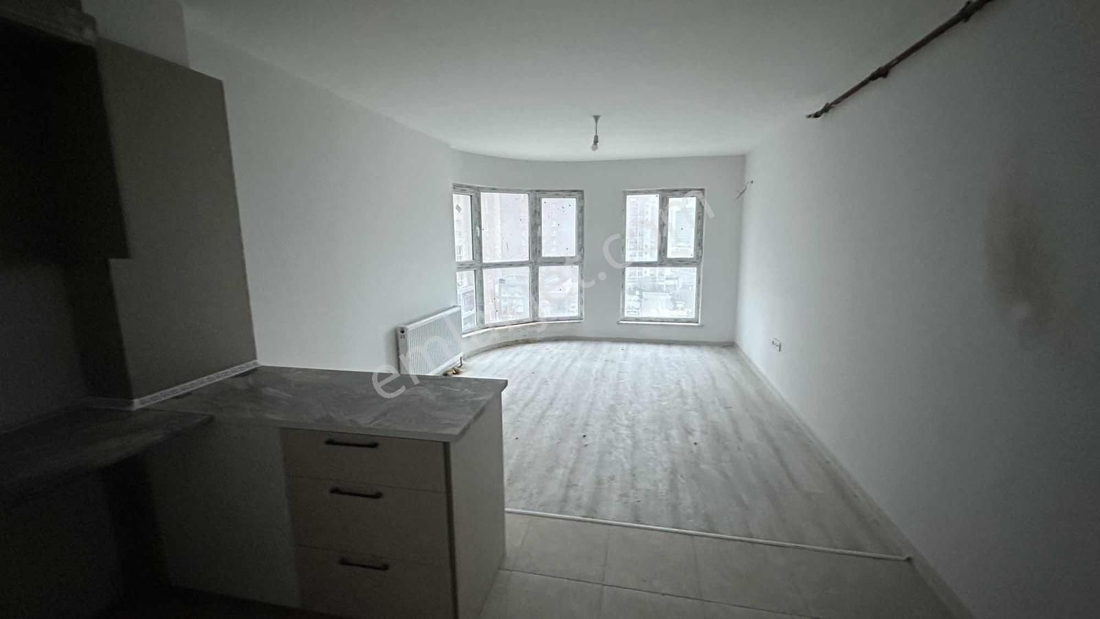 May Group'tan S Towers Sitesinde Oturuma Hazır Lüks 1+1 - Görsel 2