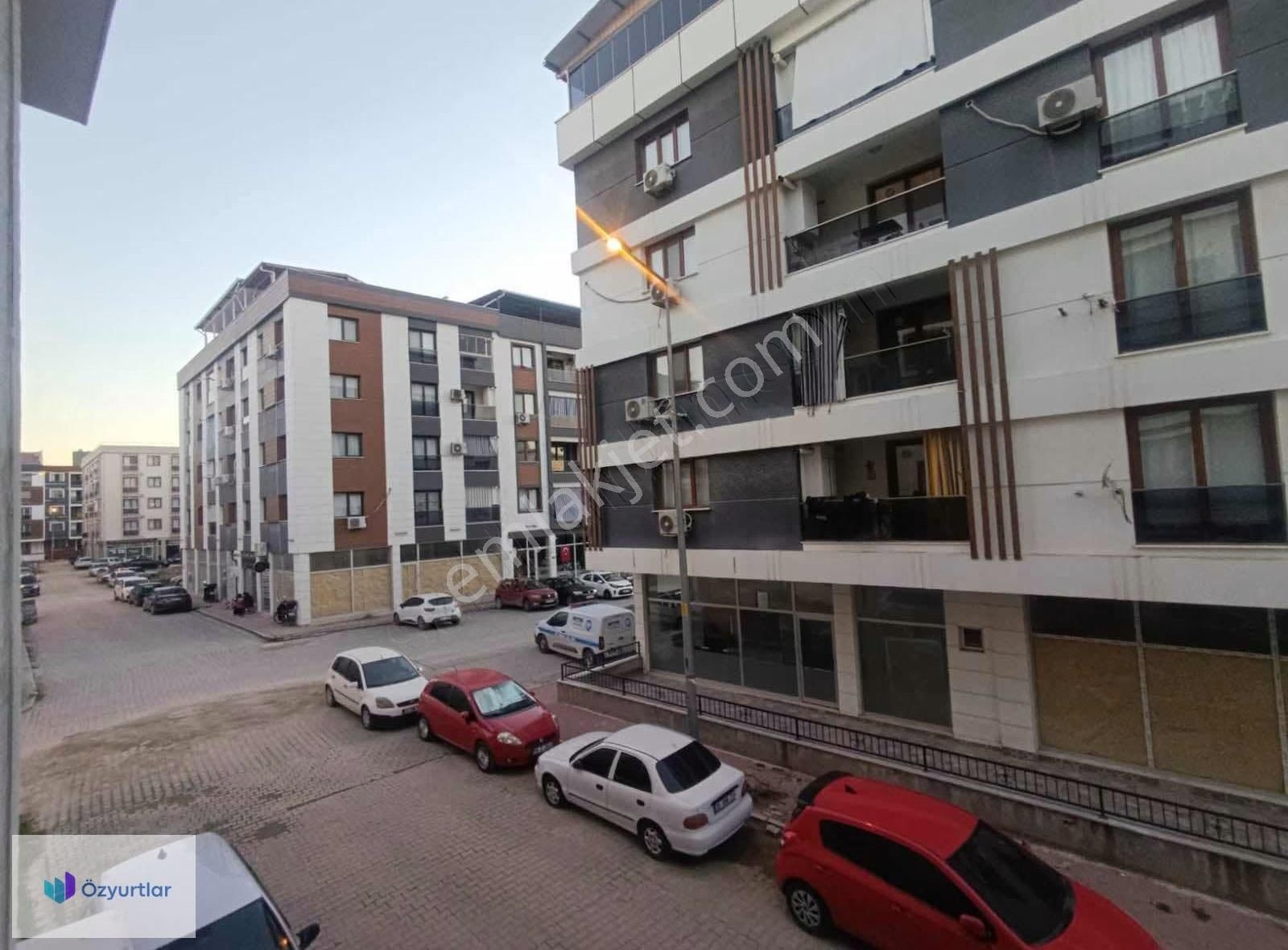 Manisa Yunusemre Muradiye'de 2+1 Eşyalı Satılık Daire - Görsel 5