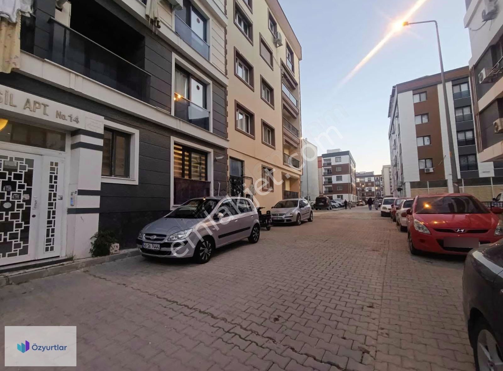 Manisa Yunusemre Muradiye'de 2+1 Eşyalı Satılık Daire - Görsel 7