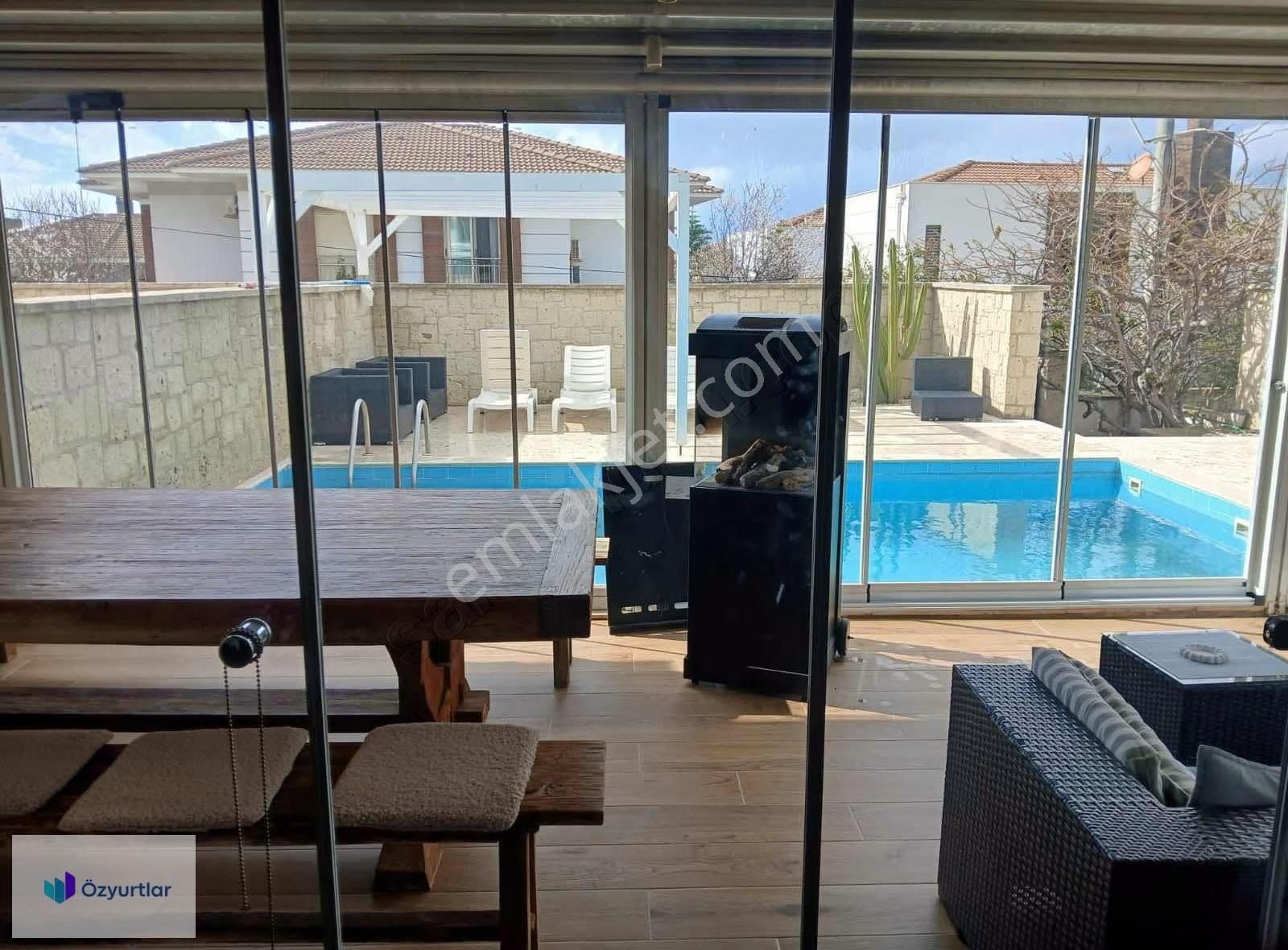 Çiflik Mahallesi'nde Deniz Manzaralı Lüx Villa - Görsel 12