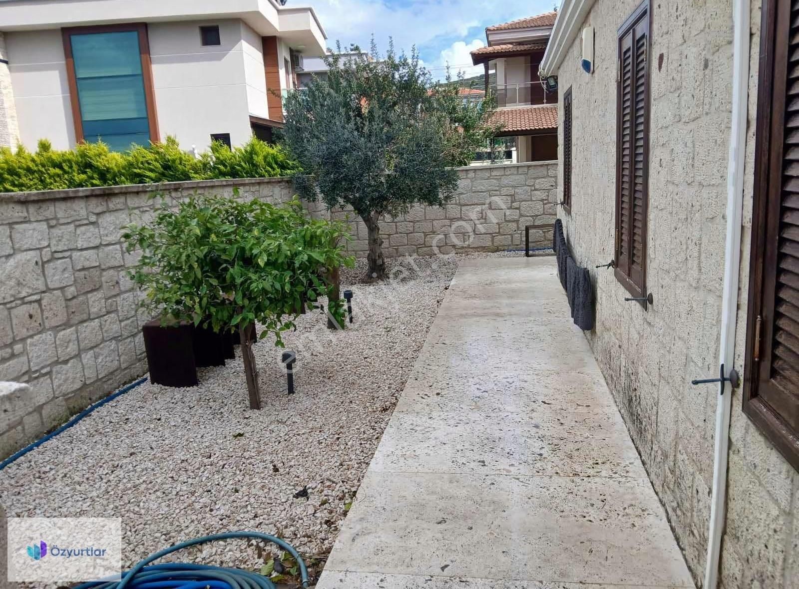 Çiflik Mahallesi'nde Deniz Manzaralı Lüx Villa - Görsel 9