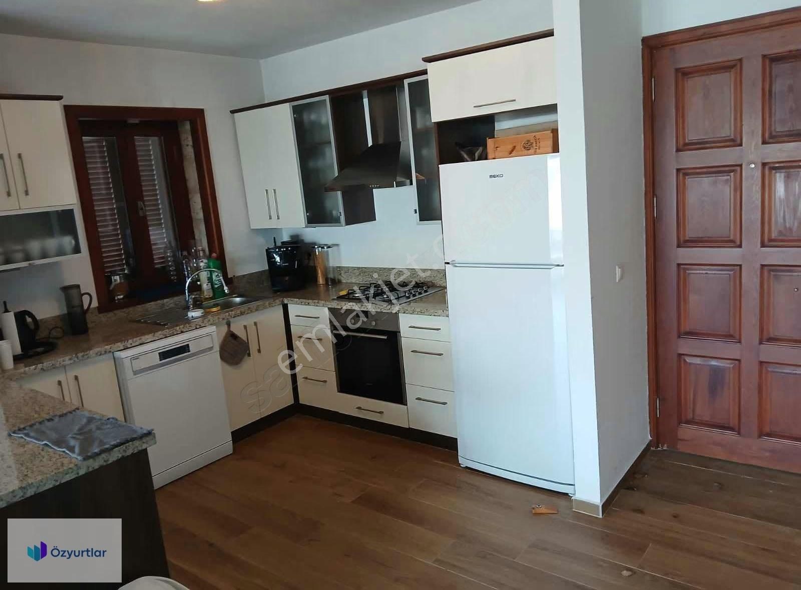 Çiflik Mahallesi'nde Deniz Manzaralı Lüx Villa - Görsel 14