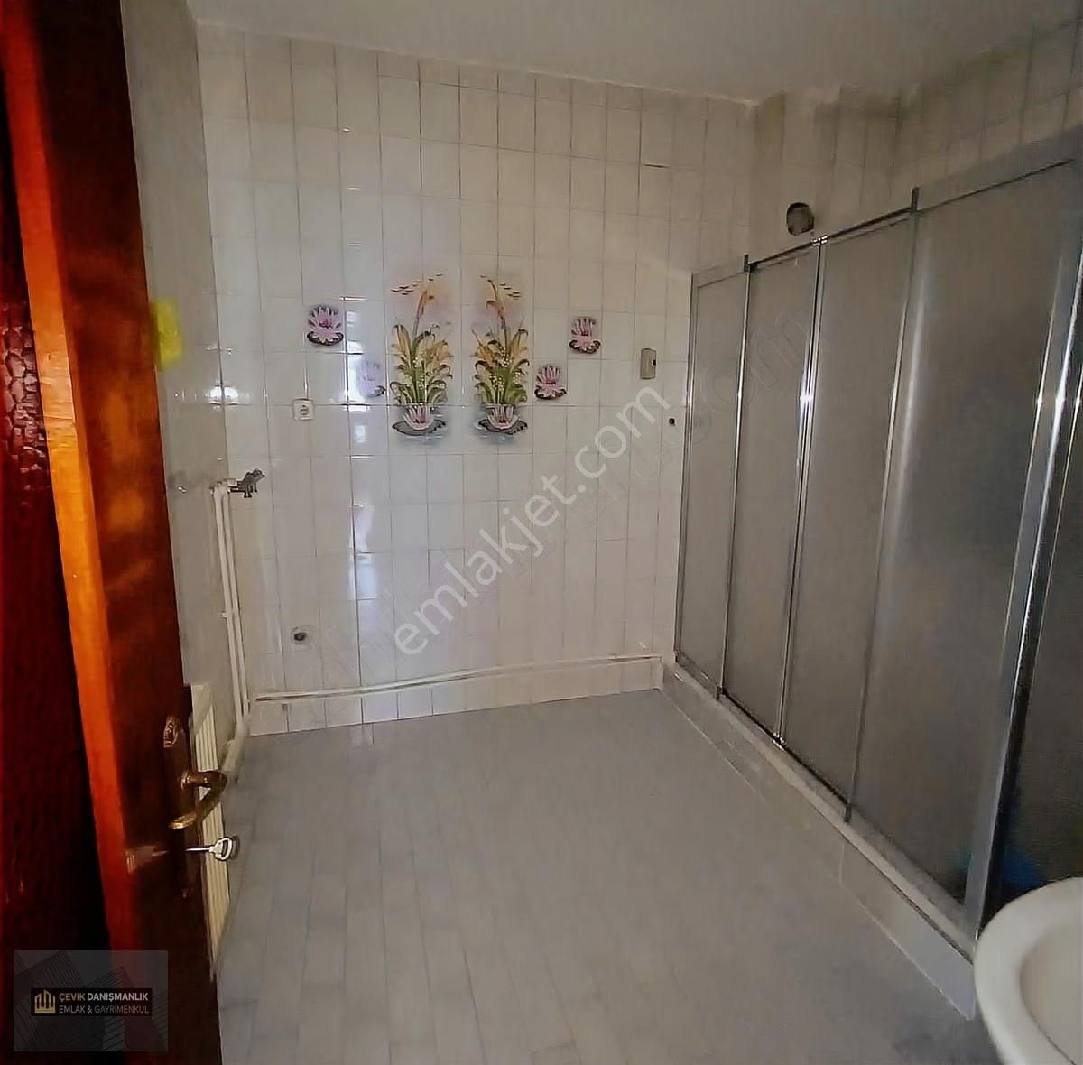 Bayrampaşa İsmetpaşa 2+1 Kat 4 Bakımlı Kombili Kapalı Balkon - Görsel 7