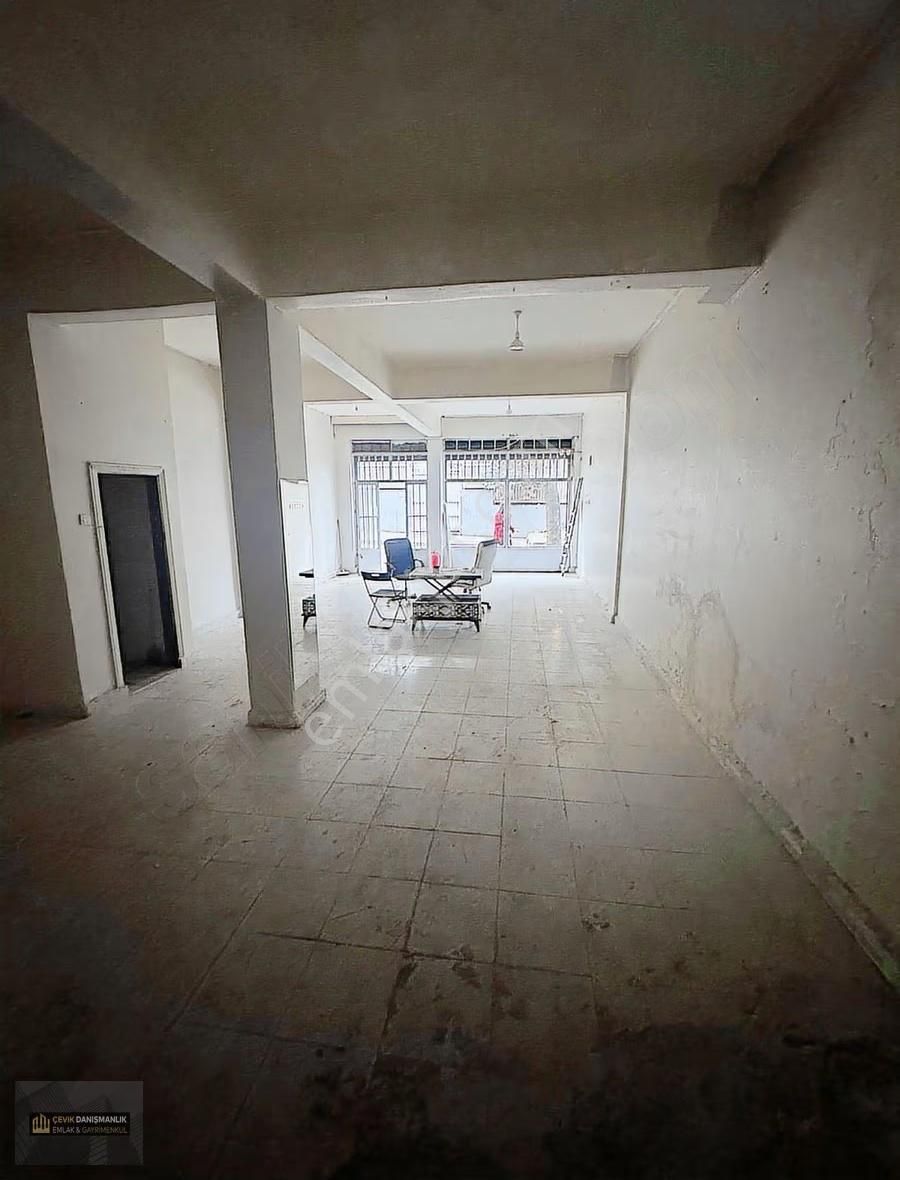 Çevikten Altıntepside Pazar Ve Okul Karşısı 90mt Wcli Dükkan - Görsel 4