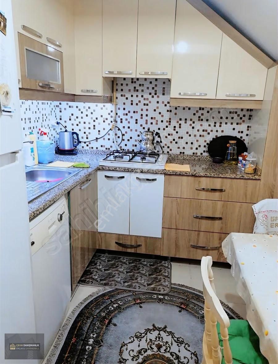 Çevikten Kartaltepede 10 Yıllık Bina 3+1 Bahçe Katı - Görsel 9