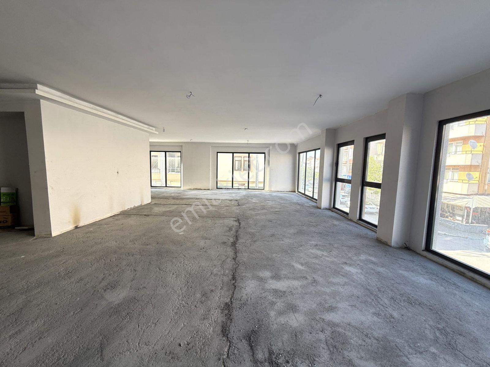 Balıkesir Altıeylül Birolkoç Cadde 550 M2 Dükkan Kiralık