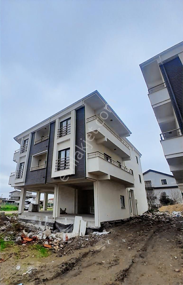 Ara Kat 2+1 Kapalı Mutfaklı Satılık Daire