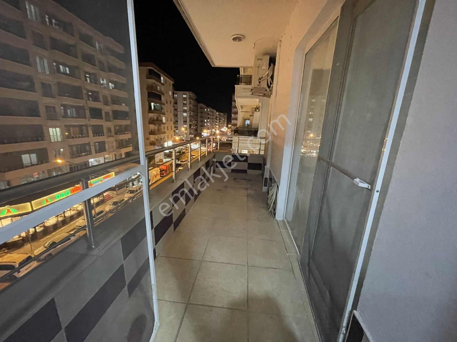 Ok Emlaktan Satılık 4+1 Daire Şehir İçi Cad Üzeri Ara Kat - Görsel 20
