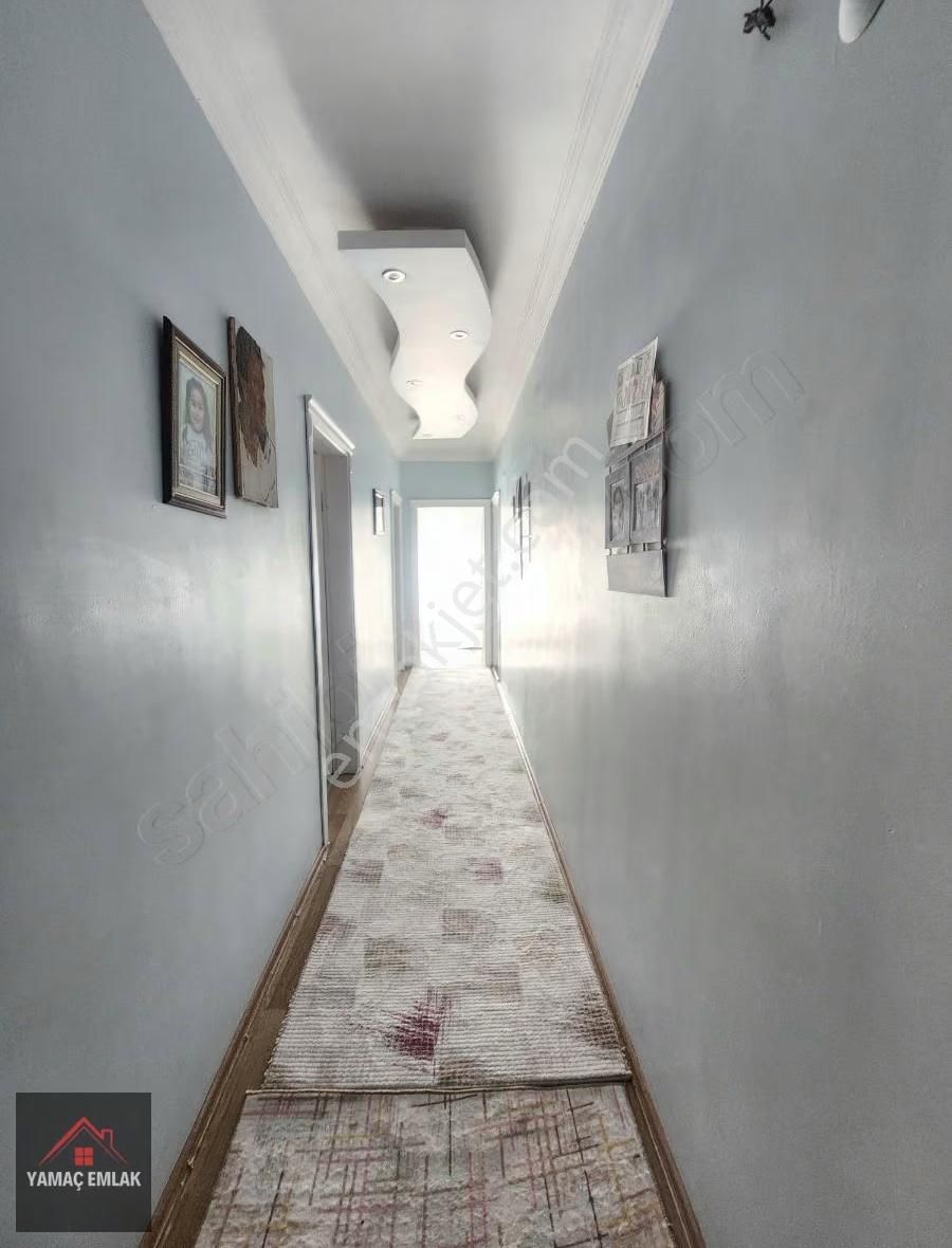 Didim Yeni Mahalle 11 Yıllık Asansörlü 3+1 Ayrı Mutfak - Görsel 6