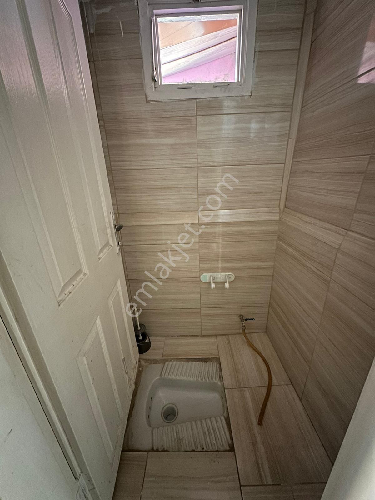 Şehir Merkezinde Kombili Balkonlu 1+1 Kiralık Daire - Görsel 13