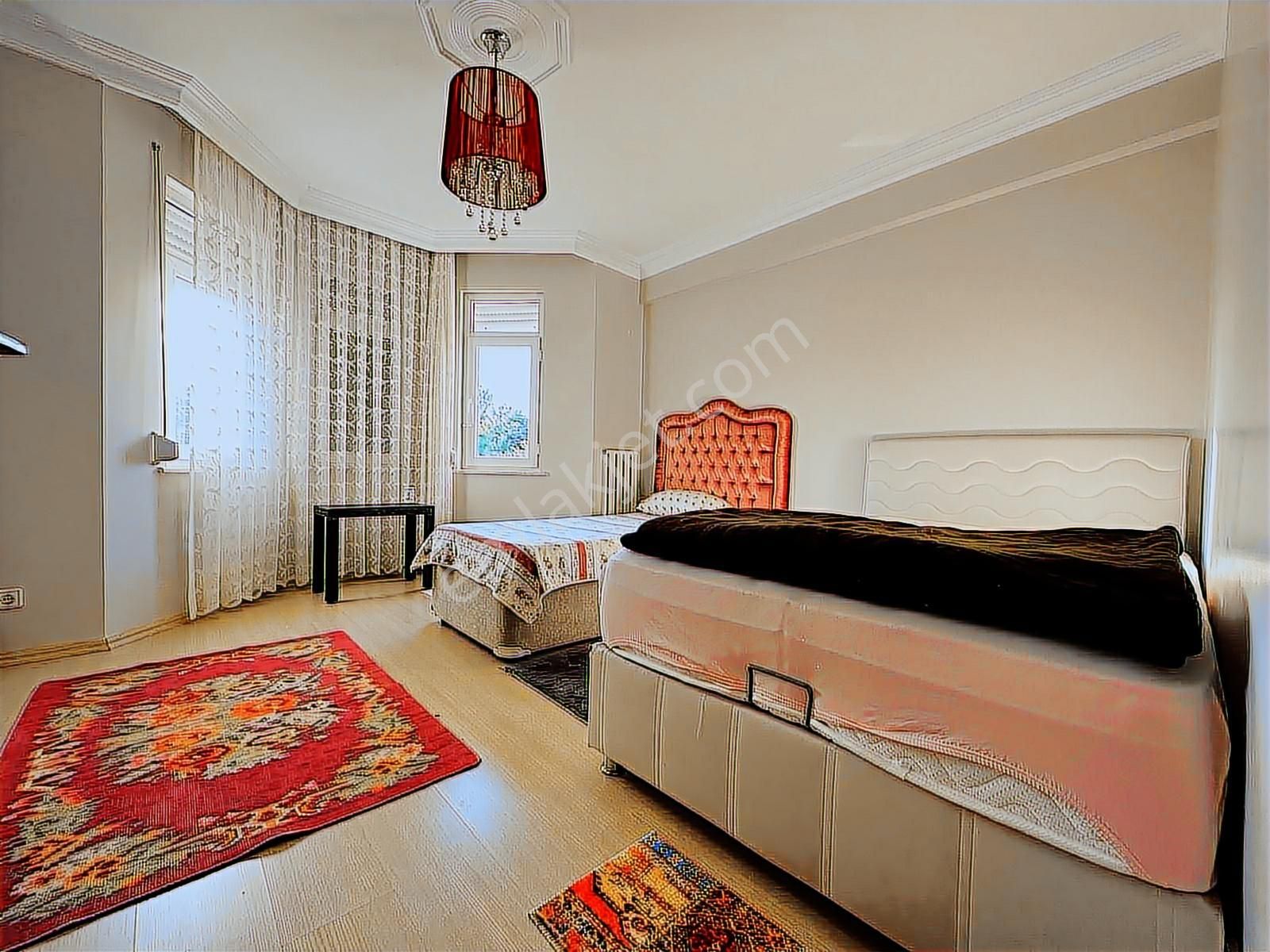 Kamiloba Aymakent Sitesinde Köşe Konumda 4+1 Satılık Villa - Görsel 32