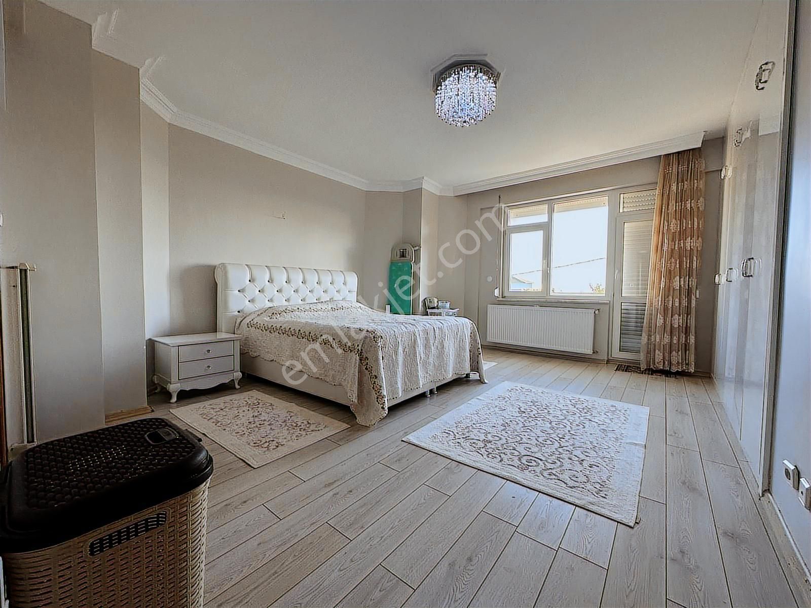 Kamiloba Aymakent Sitesinde Köşe Konumda 4+1 Satılık Villa - Görsel 26