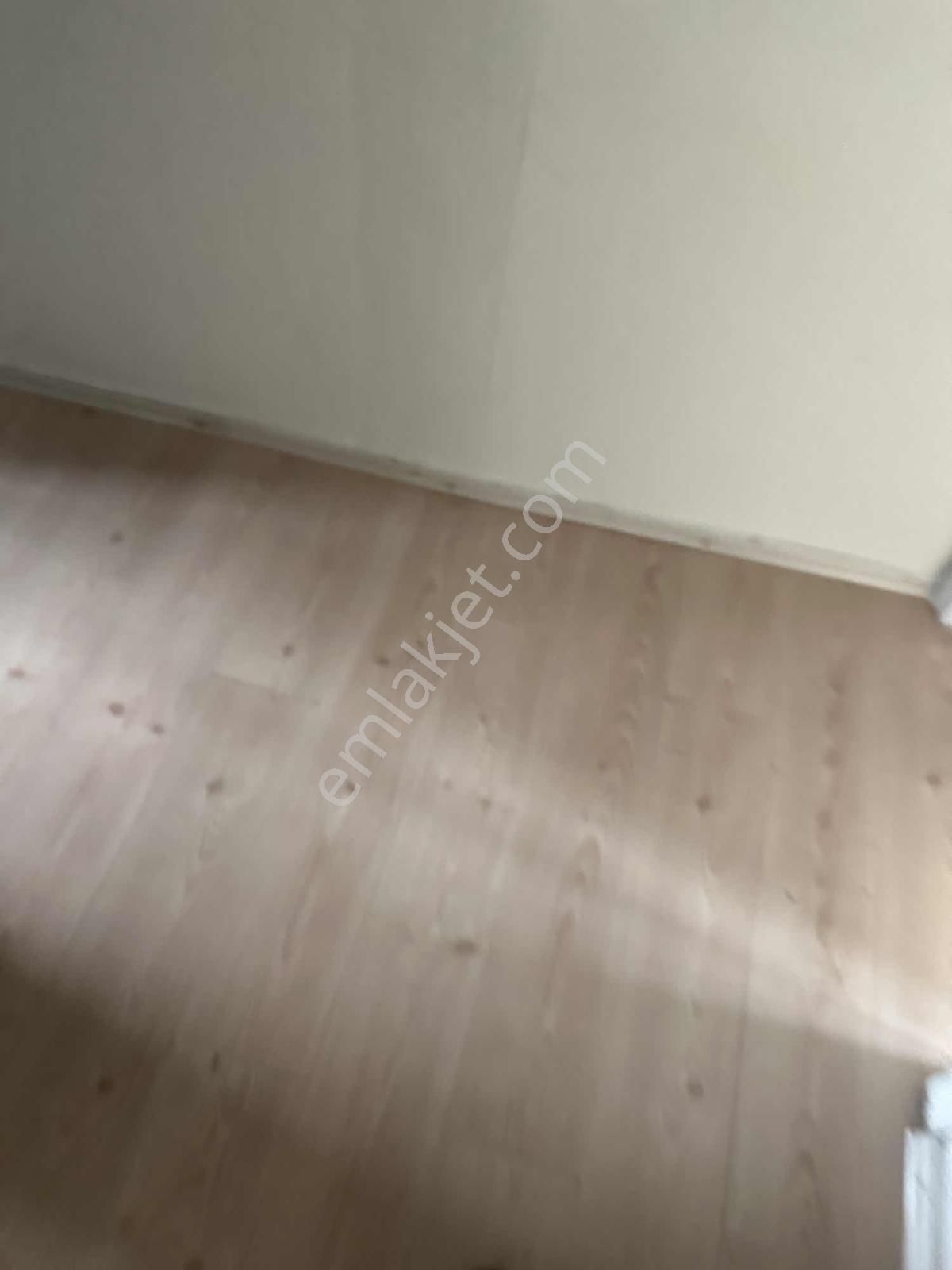 Yavuztürk'te Cadde Üzeri 1+1 Ara Kat Kullanışlı Kiralık Daire - Görsel 10