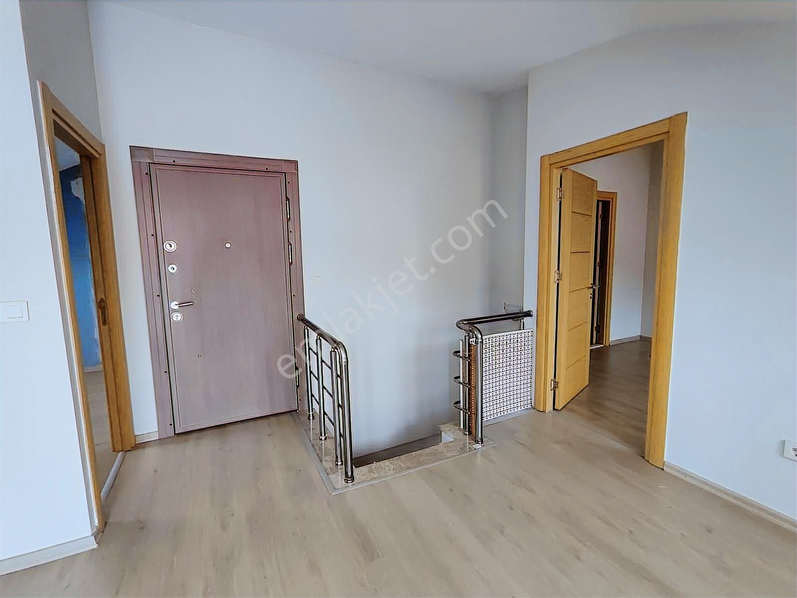 Ümraniye Çakmak Metroya Yakın Dublex 4+2 Kiralık Daire - Görsel 32