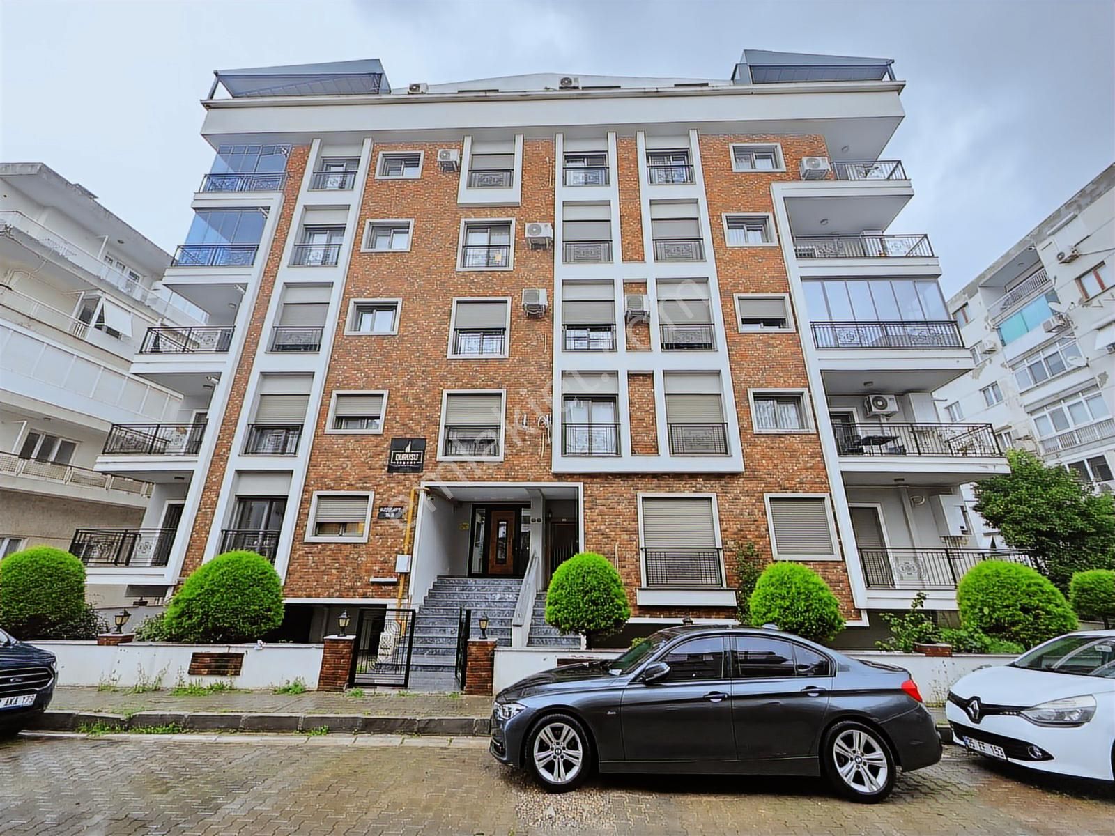 Bostanlıda 5 Yıllık Binada Otoparklı 2+1 Kiralık Daire