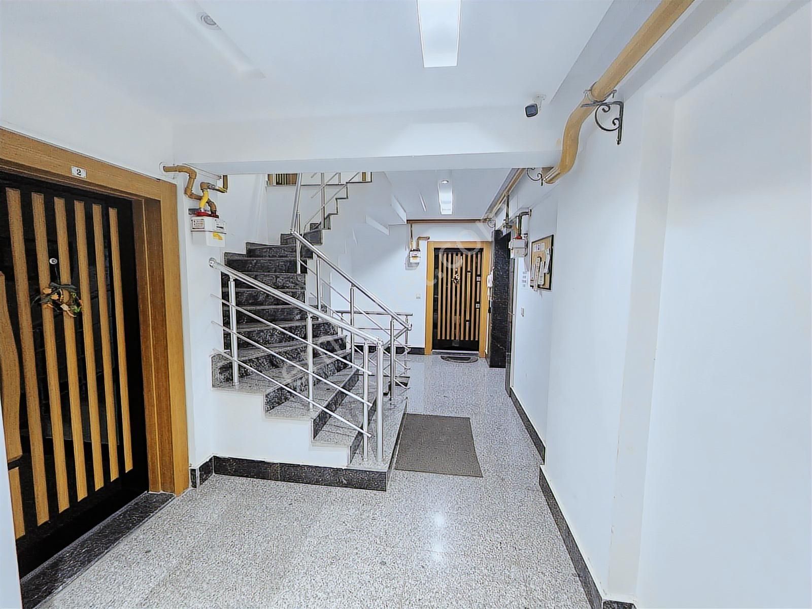 Bostanlıda 5 Yıllık Binada Otoparklı 2+1 Kiralık Daire - Görsel 5