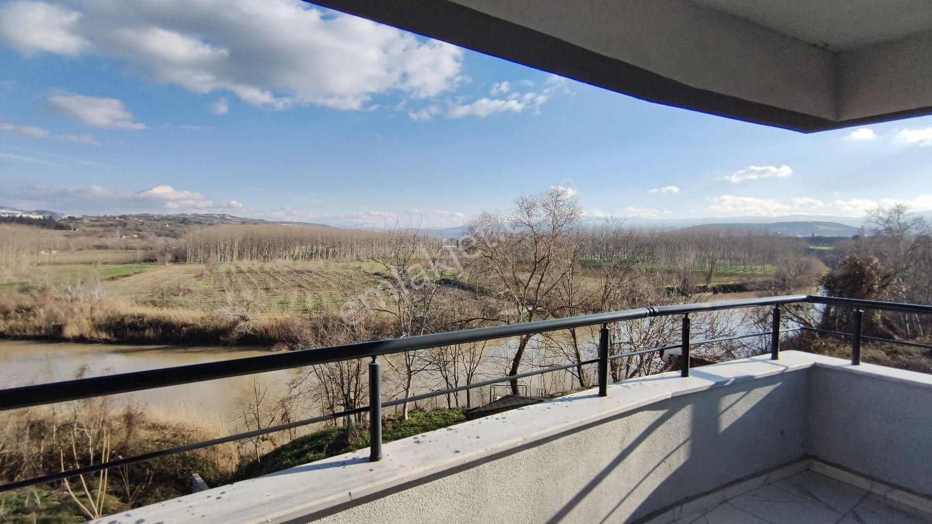 Mustafakemalpaşa Hamidiye'de Yeni 3+1 Kiralık Daire (135m²) - Görsel 22