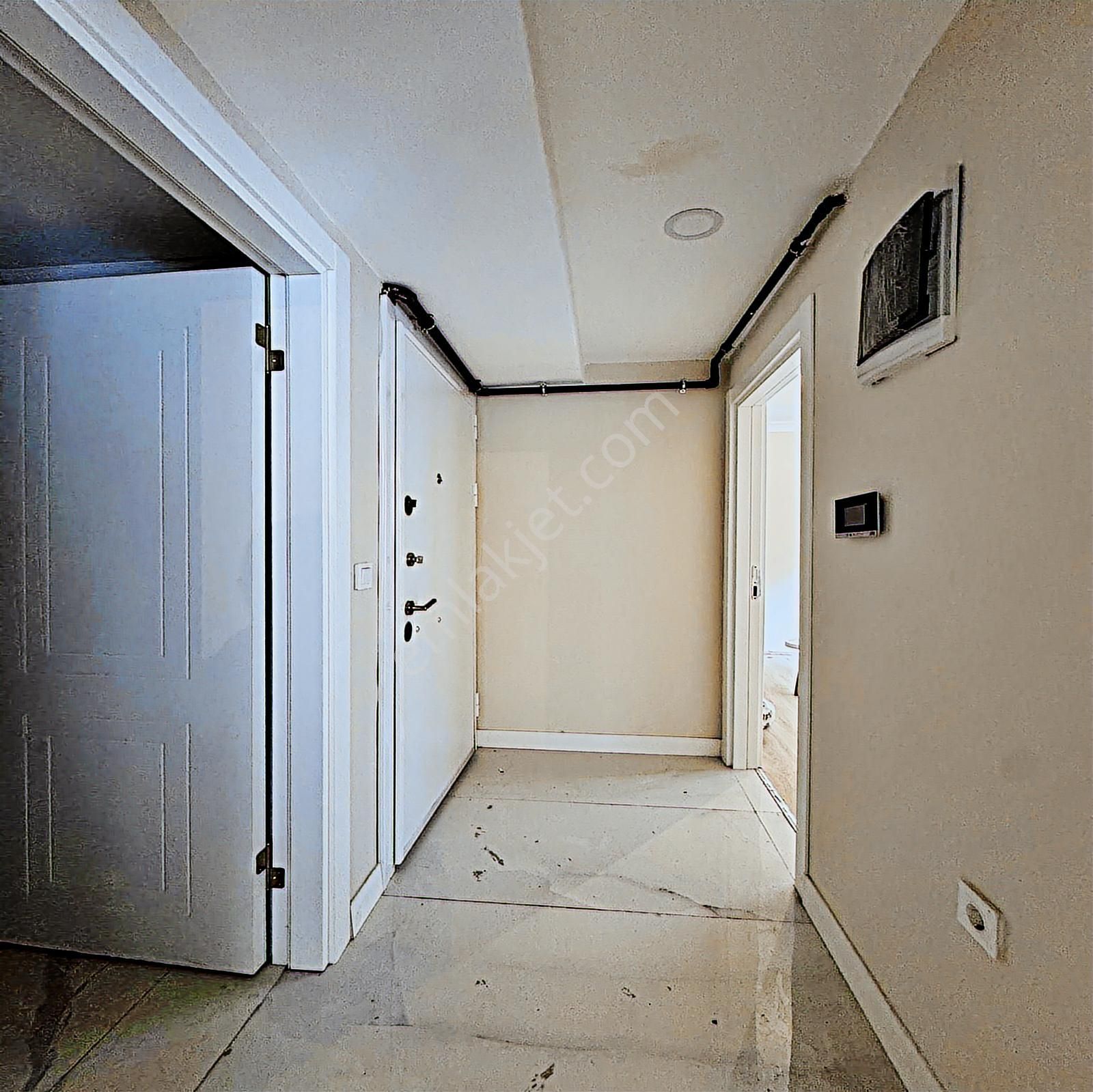 Beylikdüzü Yakuplu Da Satılık 1+1 Bahçeli Geniş Sıfır Daire - Görsel 7