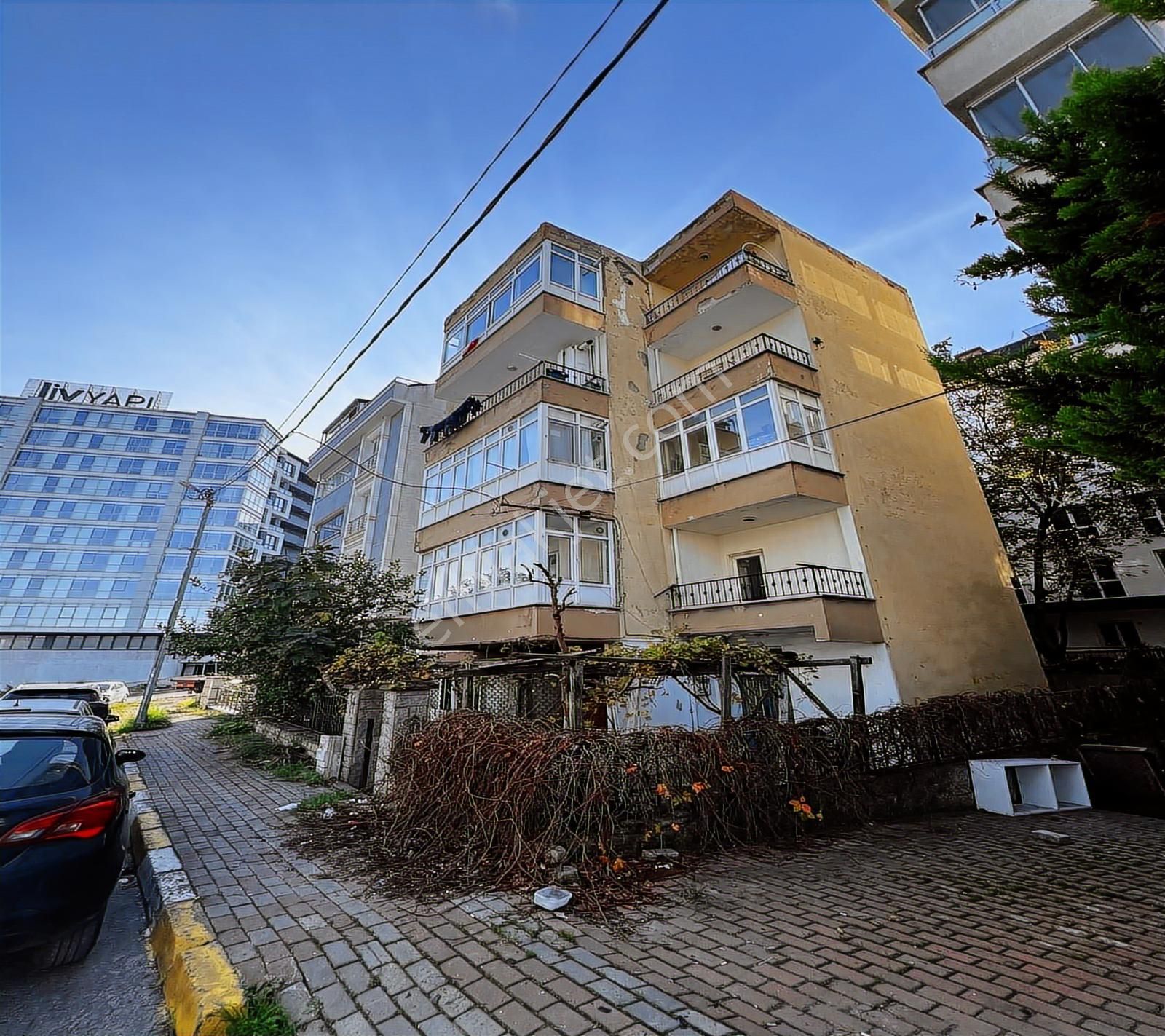 Beylikdüzü Yakuplu Da Satılık 3+1 Yatırımlık Kelepir Daire