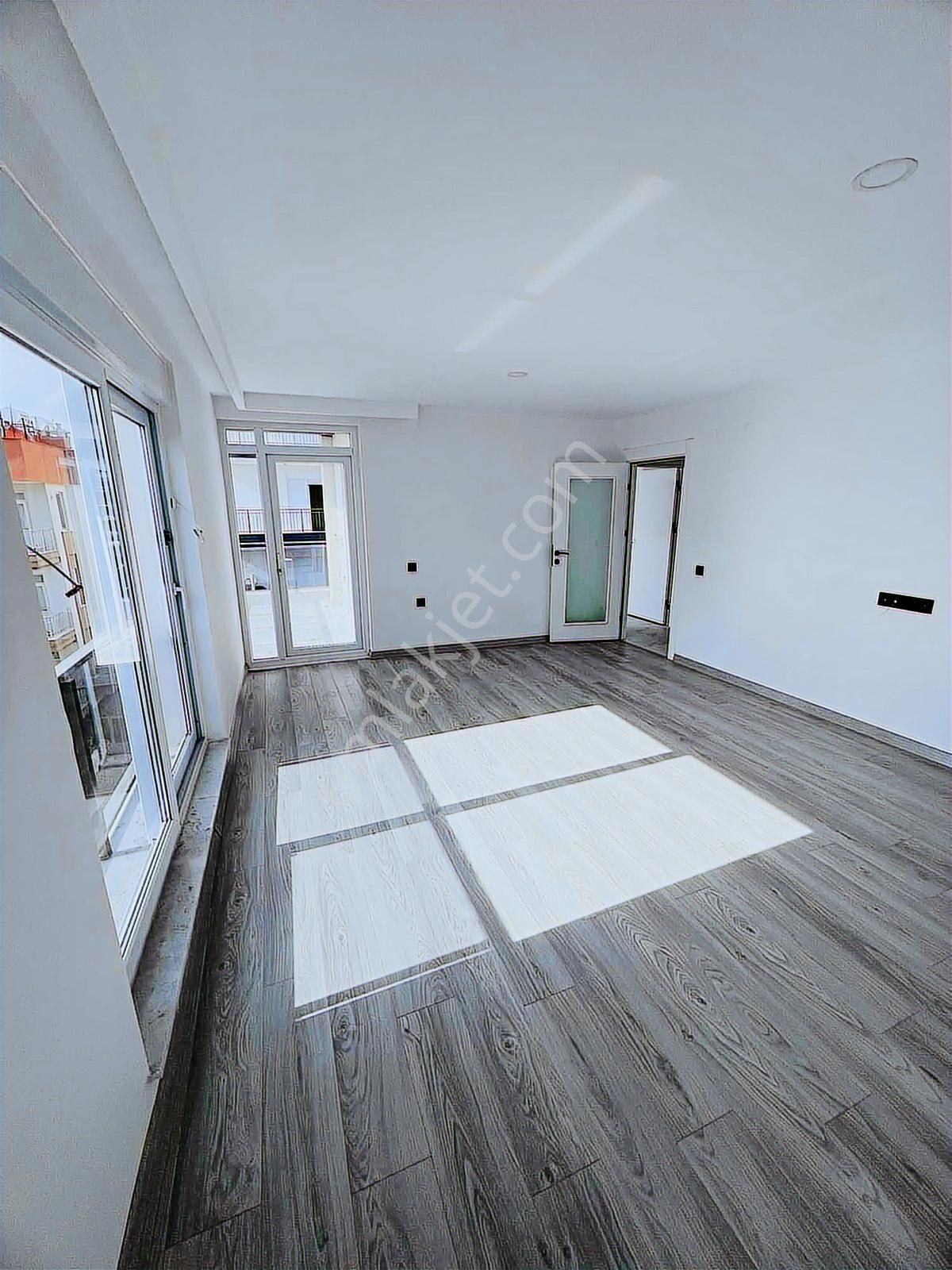 Varsak Aydoğmuş'ta 2+1 100m2 Katta Sıfır Daireler Fırsat Kaçmaz