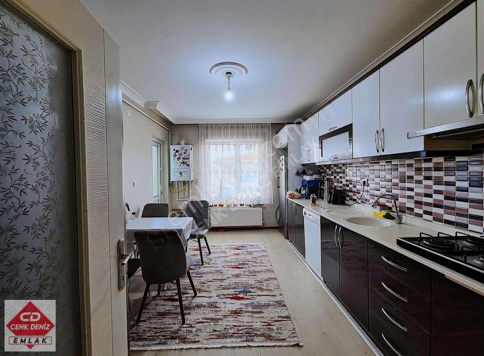 Geniş Mutfak & Köşebaşı Ebeveyn Banyolu Masrafsız 3+1