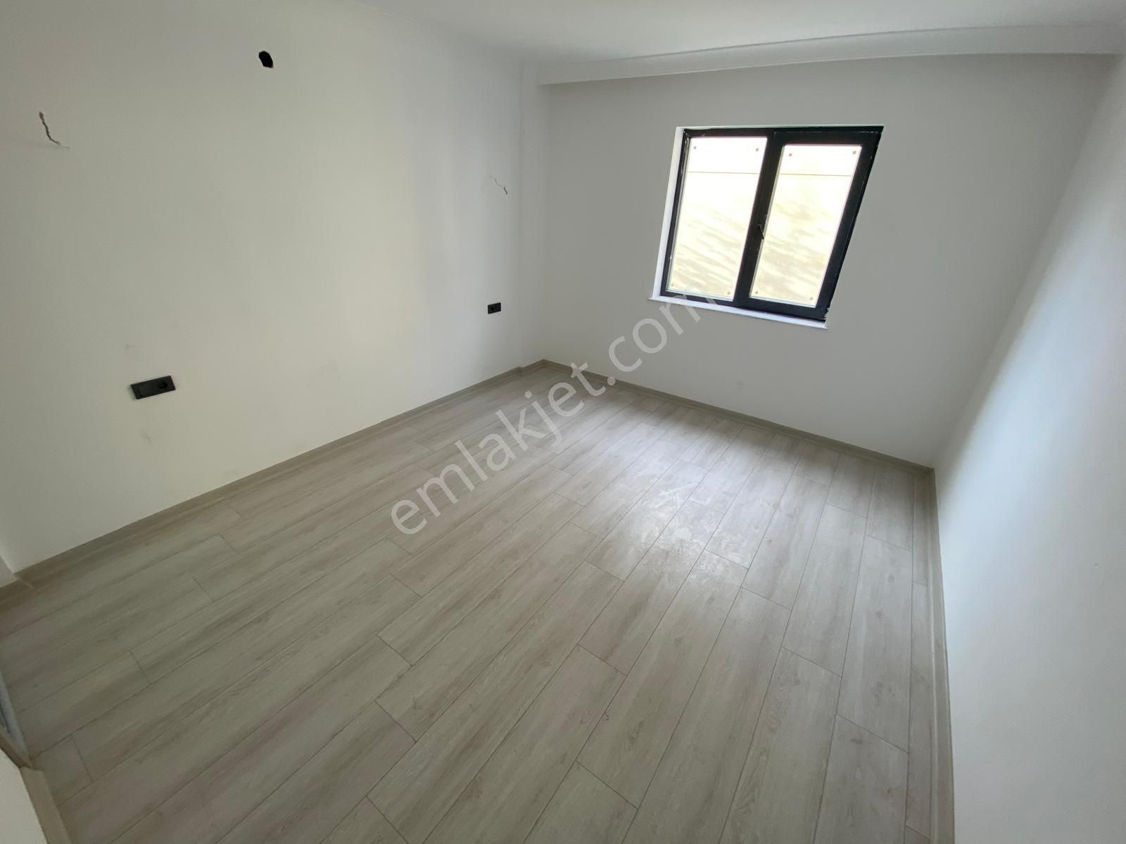 Yılmaz Gayrimenkul'den Pınarbaşı Mah 3+1 Arakat Asansörlü Ön Cephe 6600 Pazarlıklı - Görsel 4
