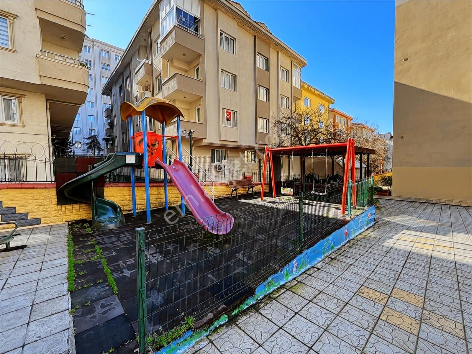 Finans Merkezi Komşu Site İçi Komple Tadilatlı 3+1 Arakat Satlık - Görsel 17