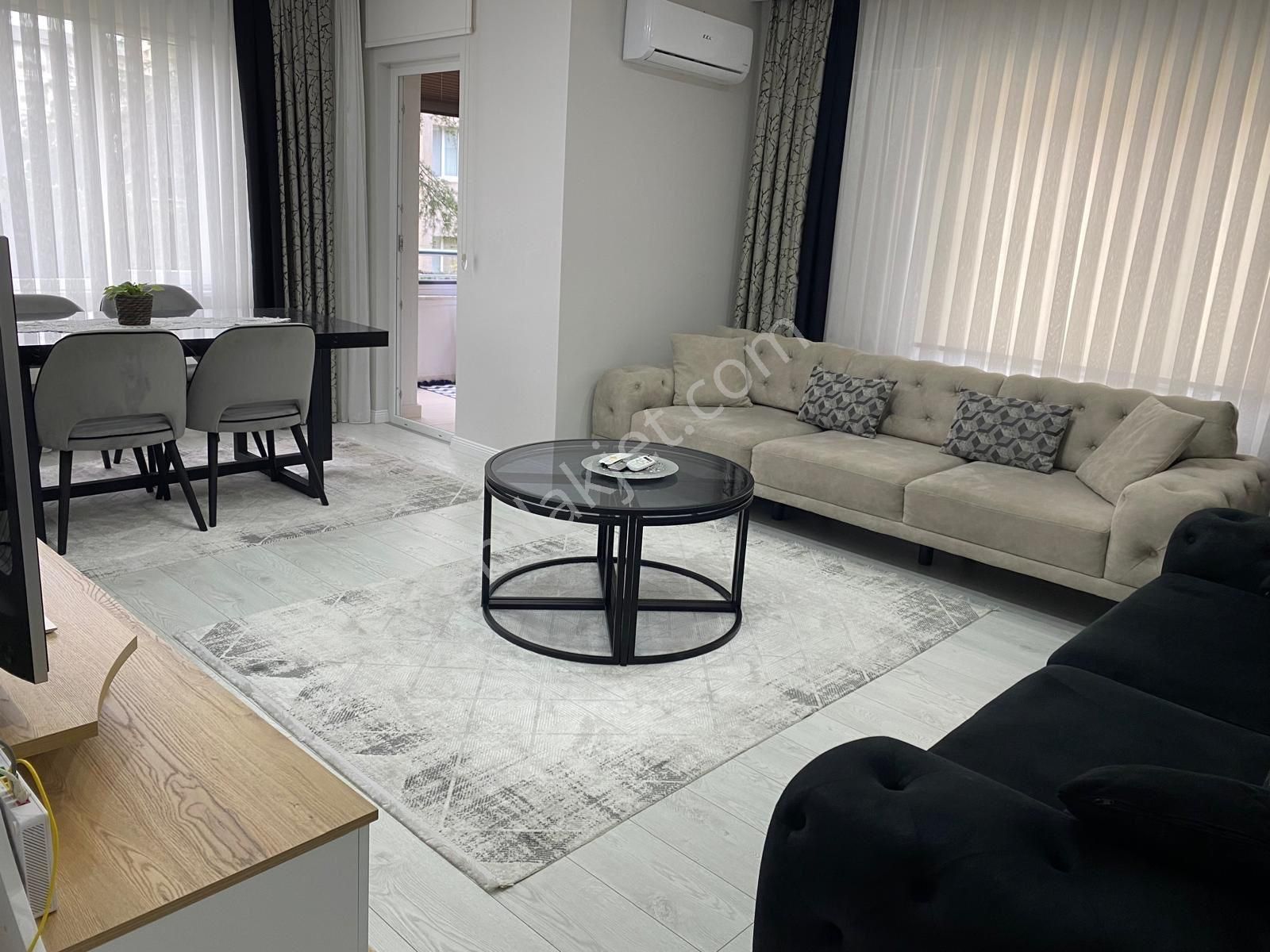 Finans Merkezi Komşu Site İçi Komple Tadilatlı 3+1 Arakat Satlık - Görsel 16