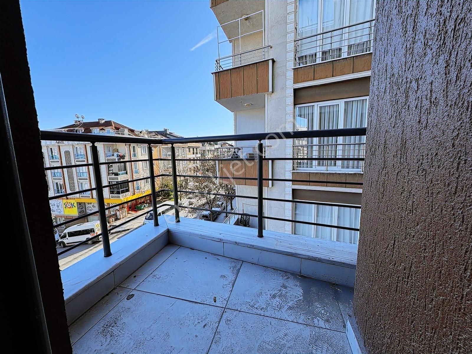 Beylikdüzü Yakuplu Da Satılık 3+1 Arakat Metrobüse Yürüme 10 Dk - Görsel 22