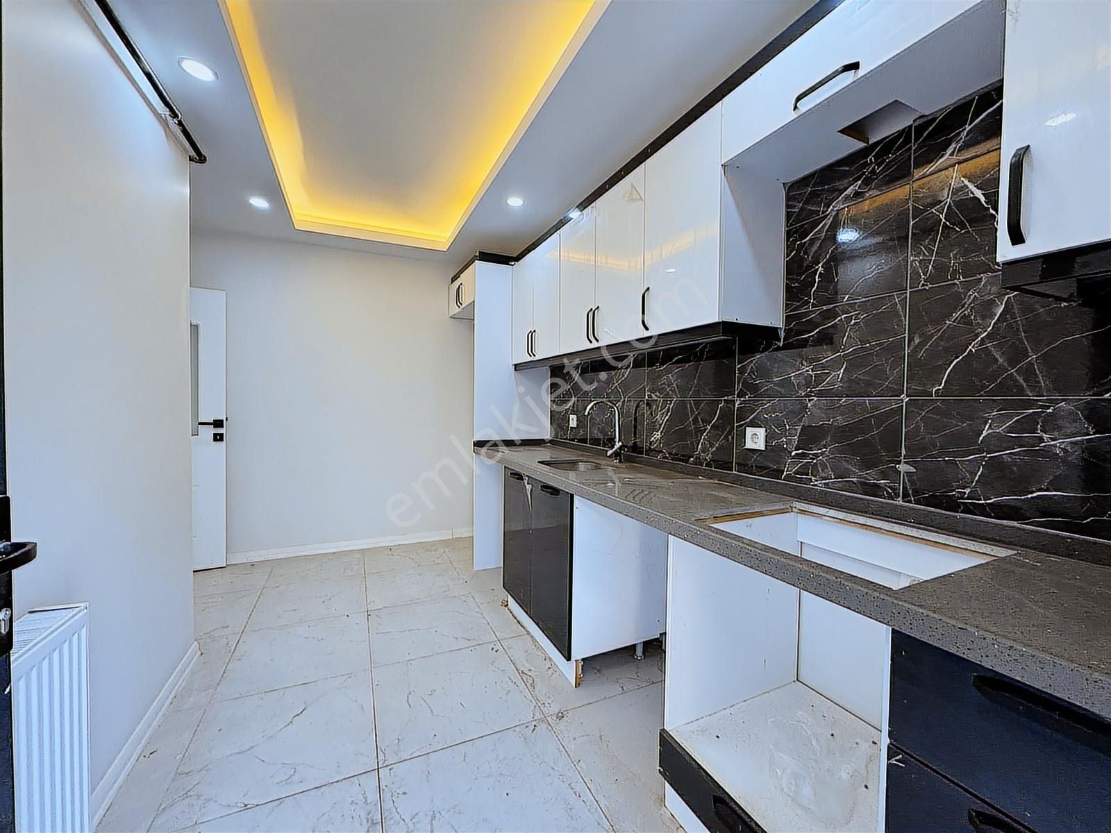 Beylikdüzü Yakuplu Da Satılık 3+1 Arakat Metrobüse Yürüme 10 Dk - Görsel 19