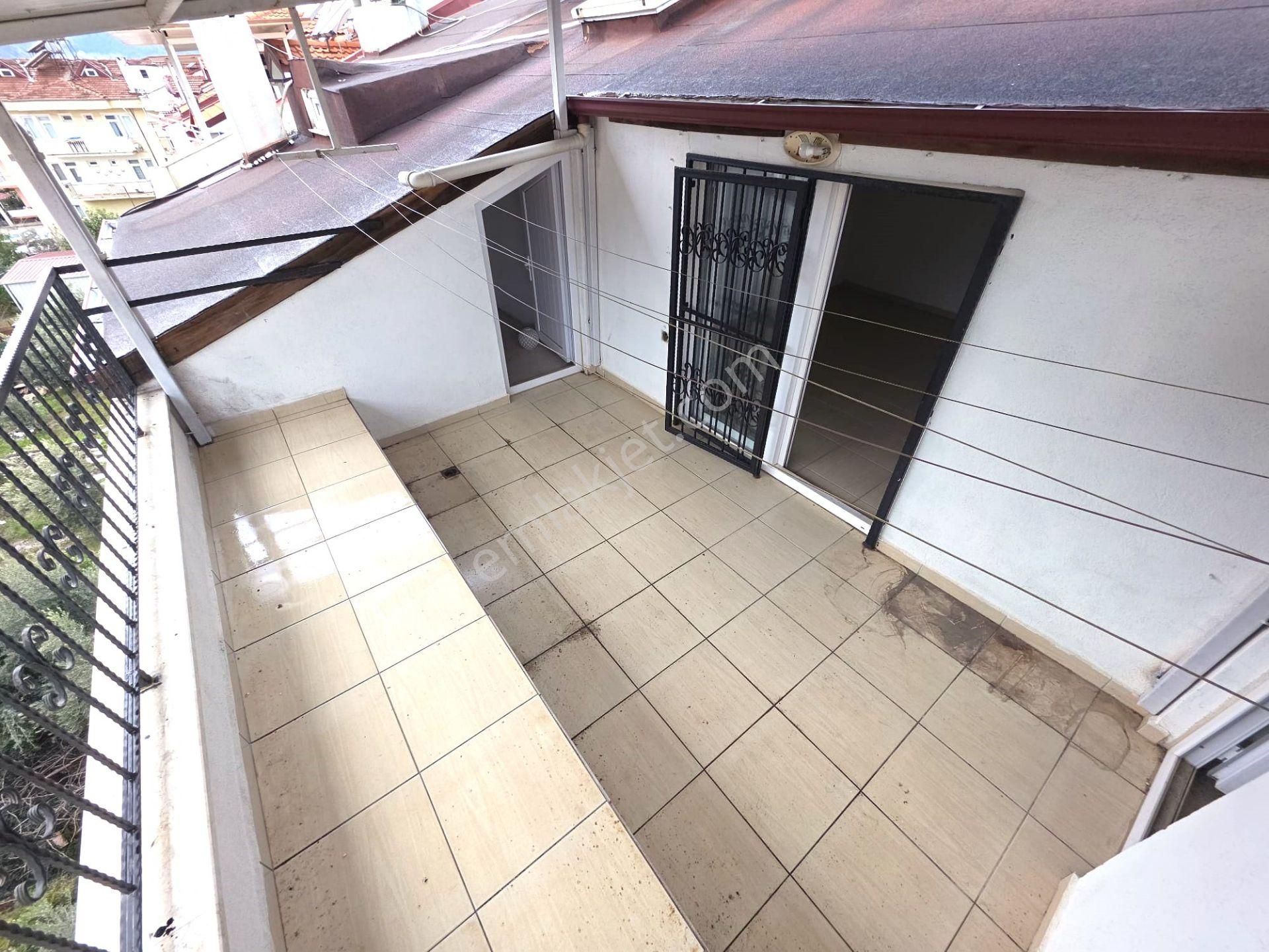 Goldhouse Dan Satılık Pazaryeri Mahallesinde Merkezi Konum Ayrı Mutfak 3+1 Dubleks Daire - Görsel 27