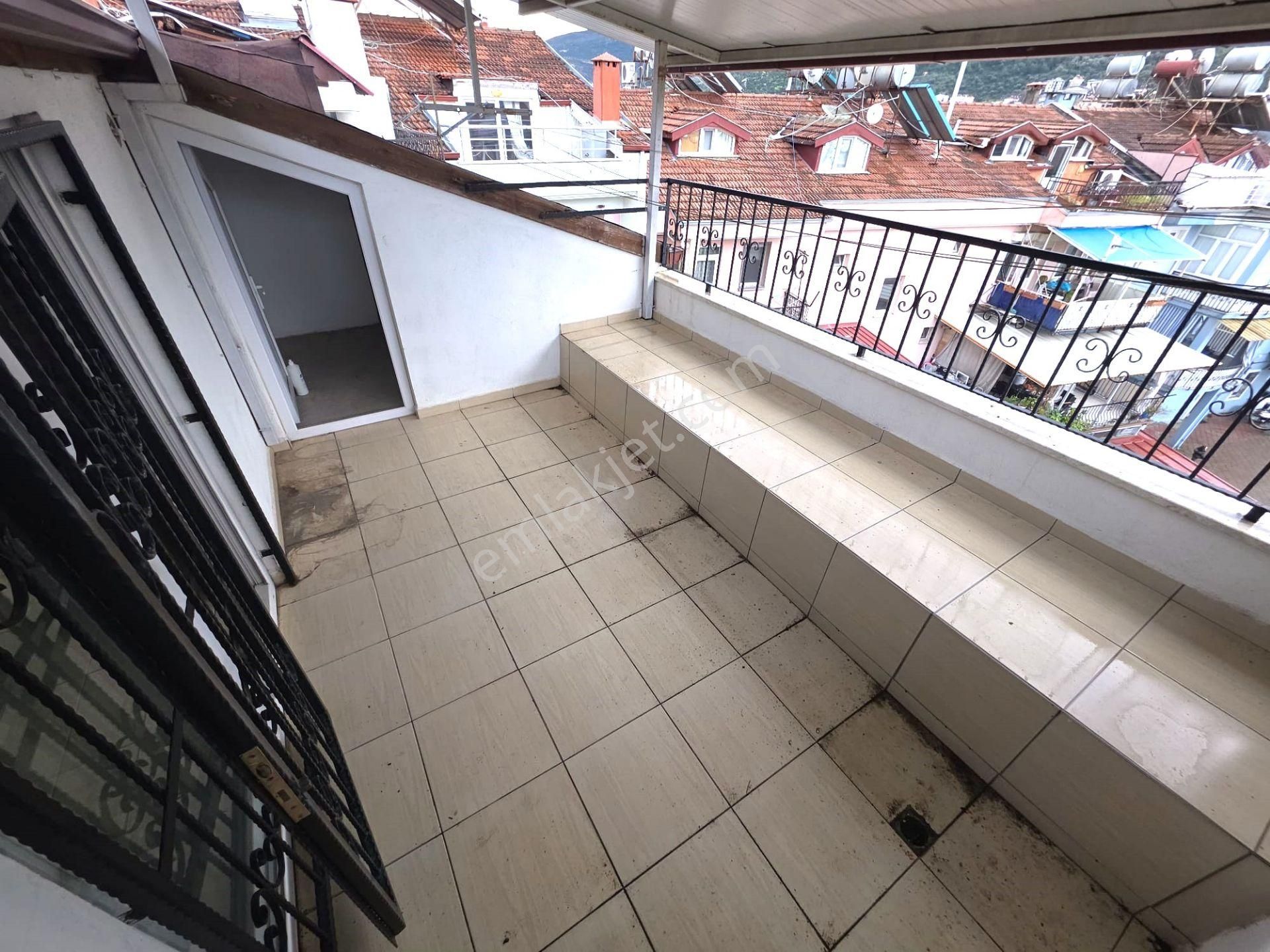 Goldhouse Dan Satılık Pazaryeri Mahallesinde Merkezi Konum Ayrı Mutfak 3+1 Dubleks Daire - Görsel 26