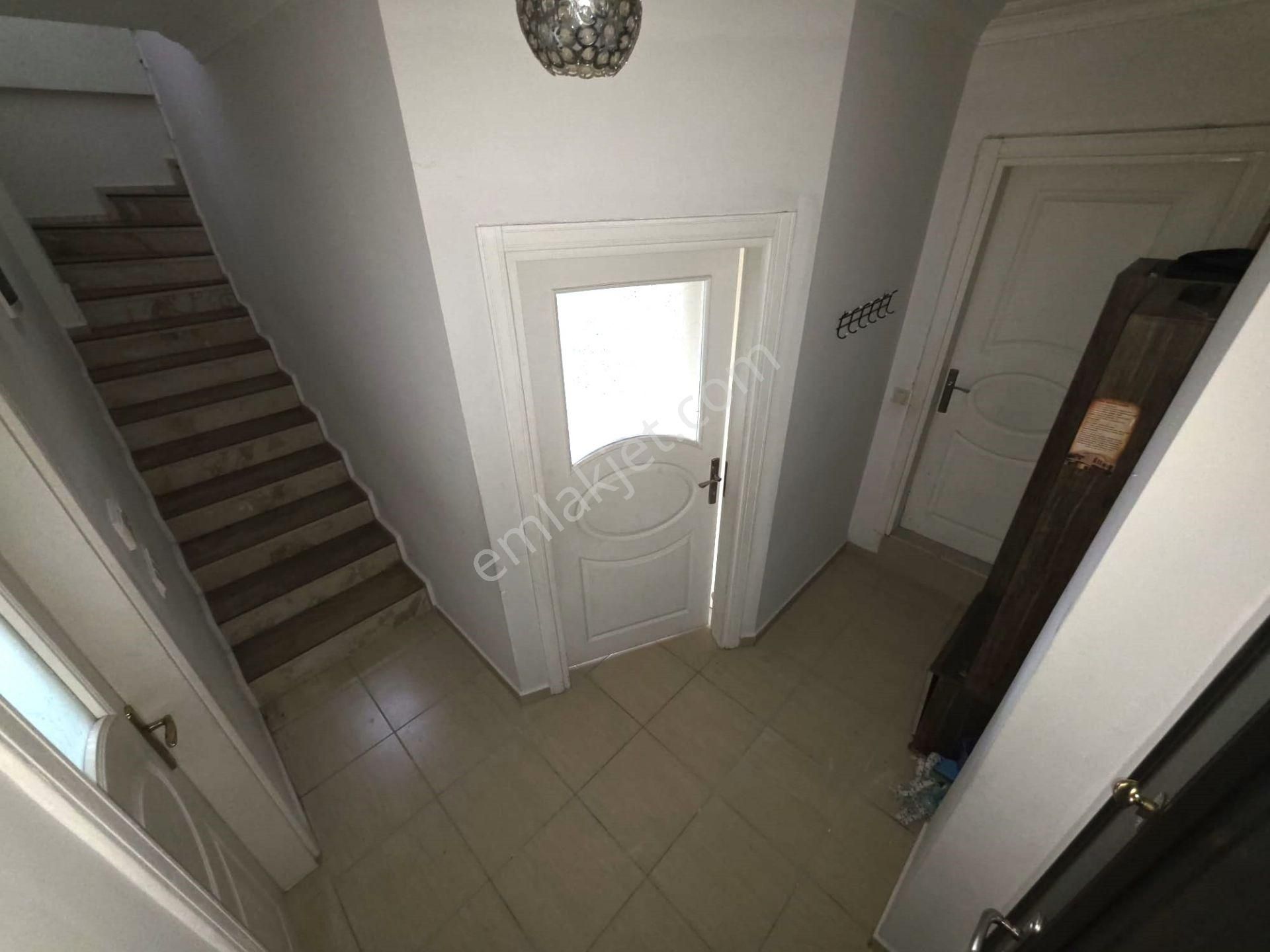 Goldhouse Dan Satılık Pazaryeri Mahallesinde Merkezi Konum Ayrı Mutfak 3+1 Dubleks Daire - Görsel 14