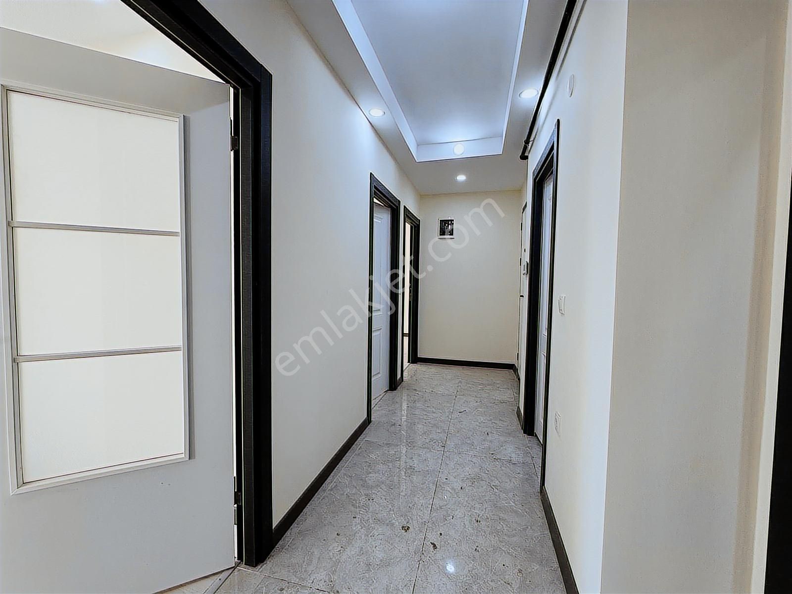 Beylikdüzü Yakuplu Da Satılık 3+1 Y.giriş Sıfır Daire - Görsel 4