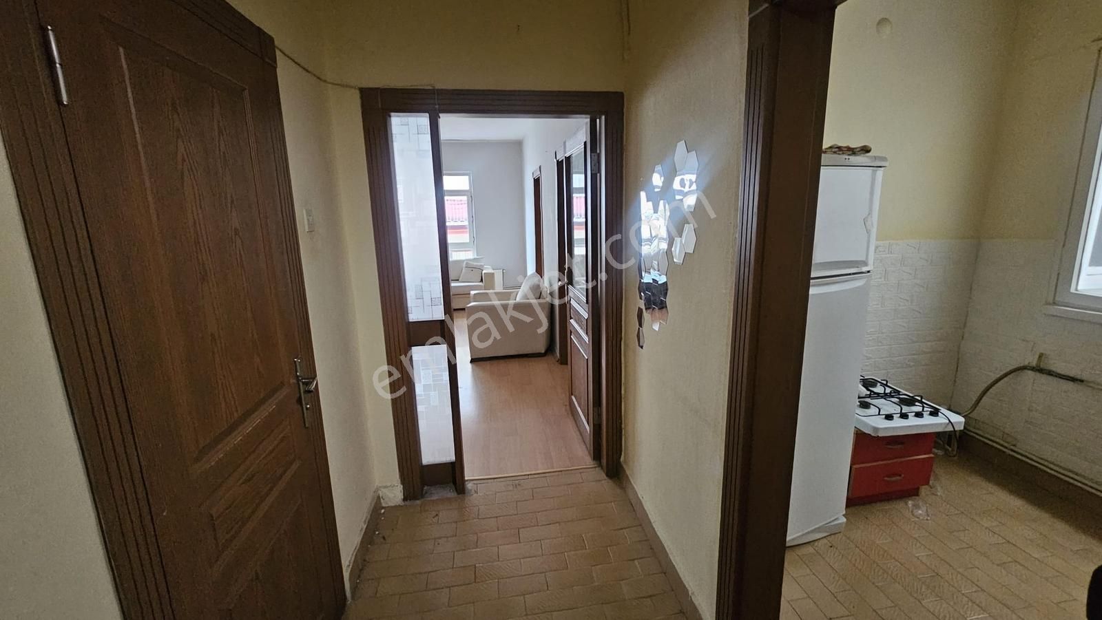 Abidinpaşa Mahallesi Bağlarbaşı Cad 2+1 Eşyalı Satılık Daire - Görsel 6
