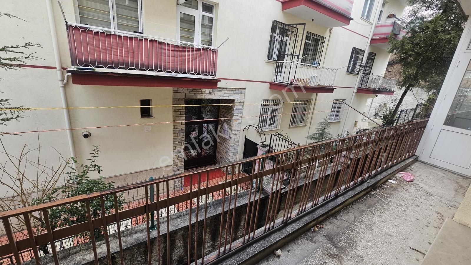 Abidinpaşa Mahallesi Bağlarbaşı Cad 2+1 Eşyalı Satılık Daire - Görsel 19