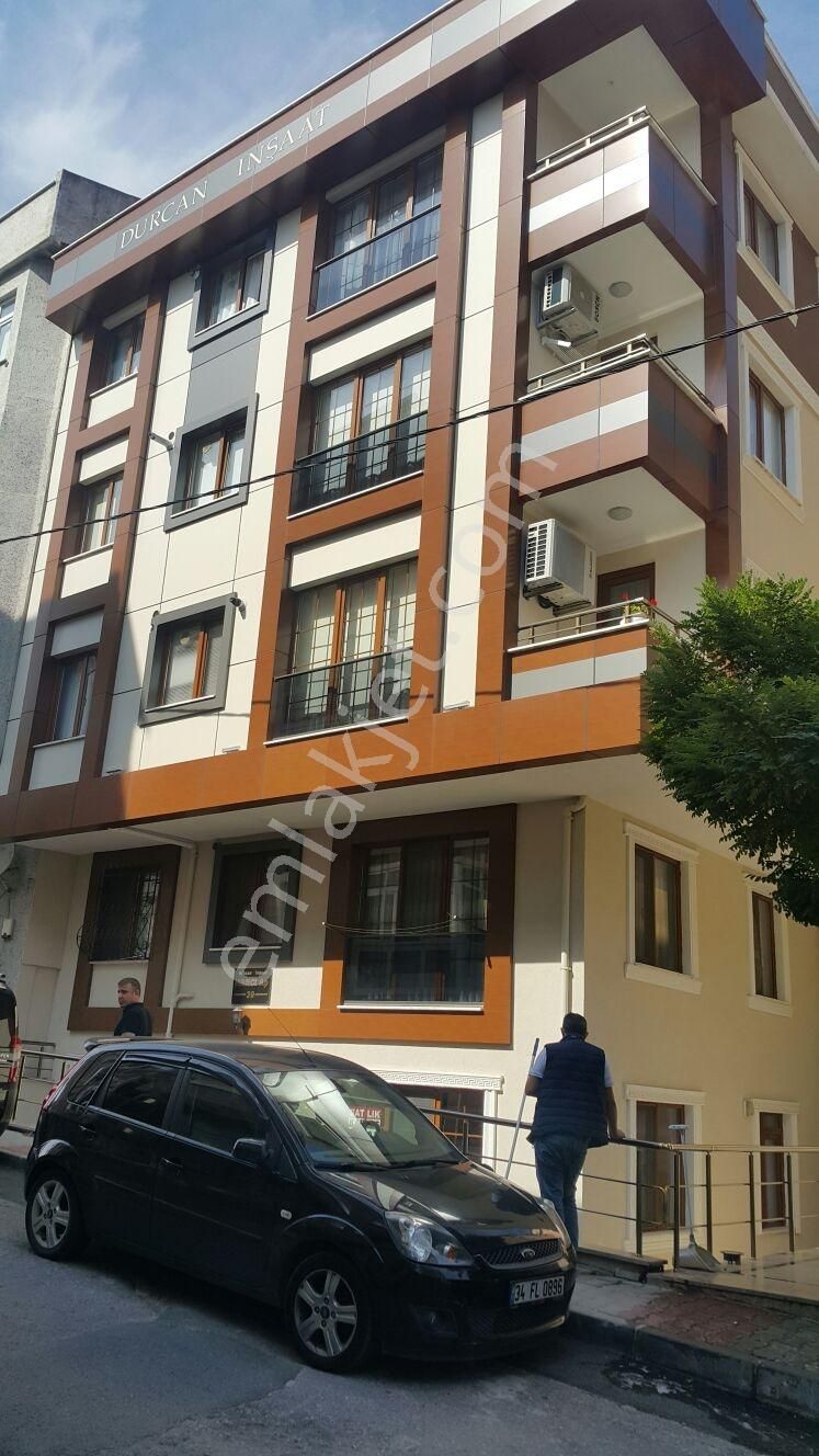 F-l Emlaktan Bulgurlu Libadiye Emaar Yakını 2+1 Bahçeli Kiracılı - Görsel 12