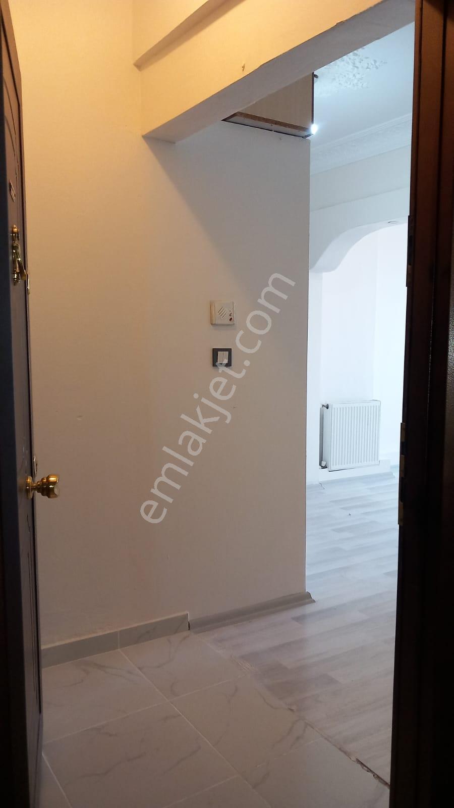 Kurtuluş Meydanda Binası Vede Dairesi Yenilenmiş Satılık 2+1 - Görsel 21