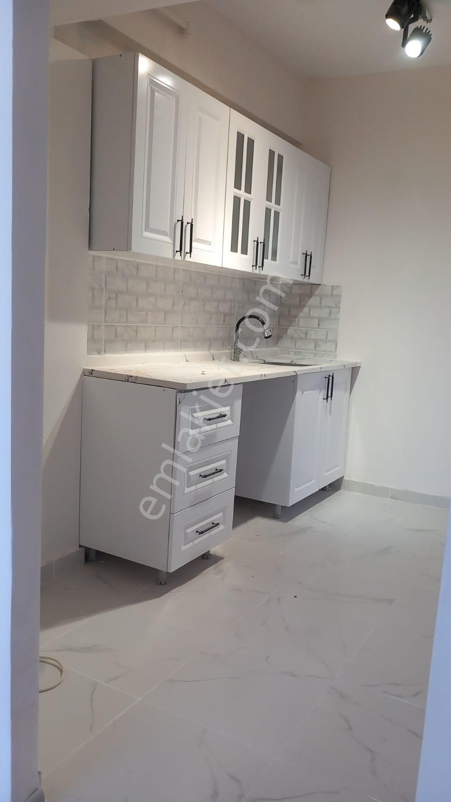 Kurtuluş Meydanda Binası Vede Dairesi Yenilenmiş Satılık 2+1 - Görsel 24